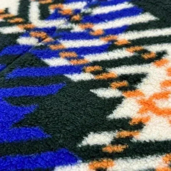 The North Face Girl’s Fleece Hoodie, Large (Size 12) - Picture 8 of 9